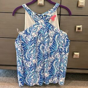 Gently used Lilly Pulitzer Rori Top in "Bird is the Word" pattern. Size L